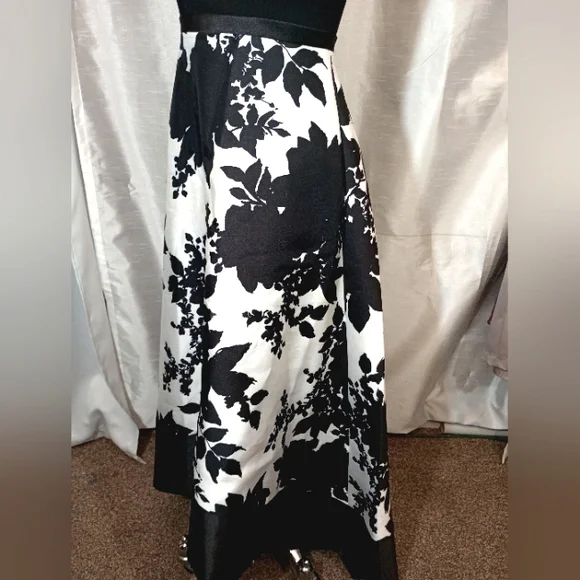 Morgan &Co Vintage Off-the-Shoulder Asym- metrical Hem, Long Dress, Black, 4-6 - Picture 11 of 14